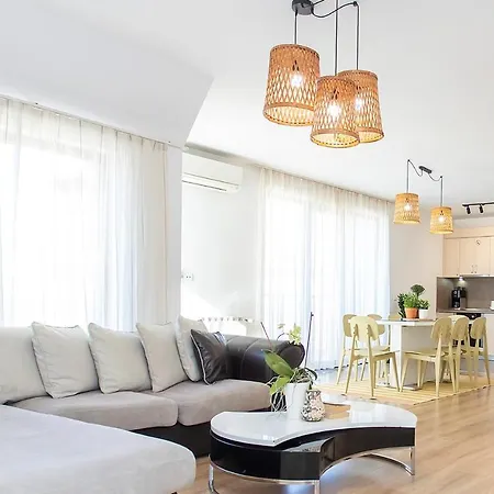 Vitosha Downtown Apartment *