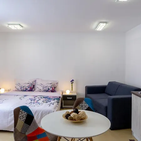 Vitosha Downtown Apartment *